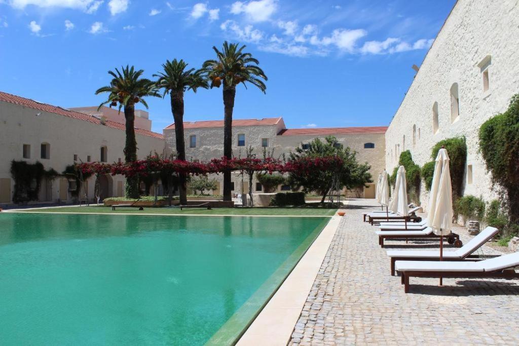 Nova Casa Com Piscina No Convento Das Bernardas تافيرا المظهر الخارجي الصورة